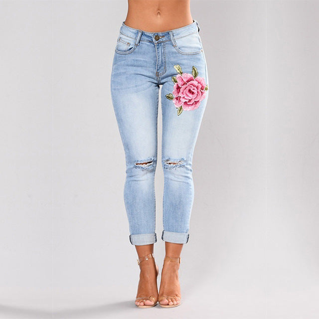 Flower Embroidered Ripped Skinny Jeans
