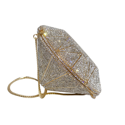 Three-Dimensional Diamond Clutch