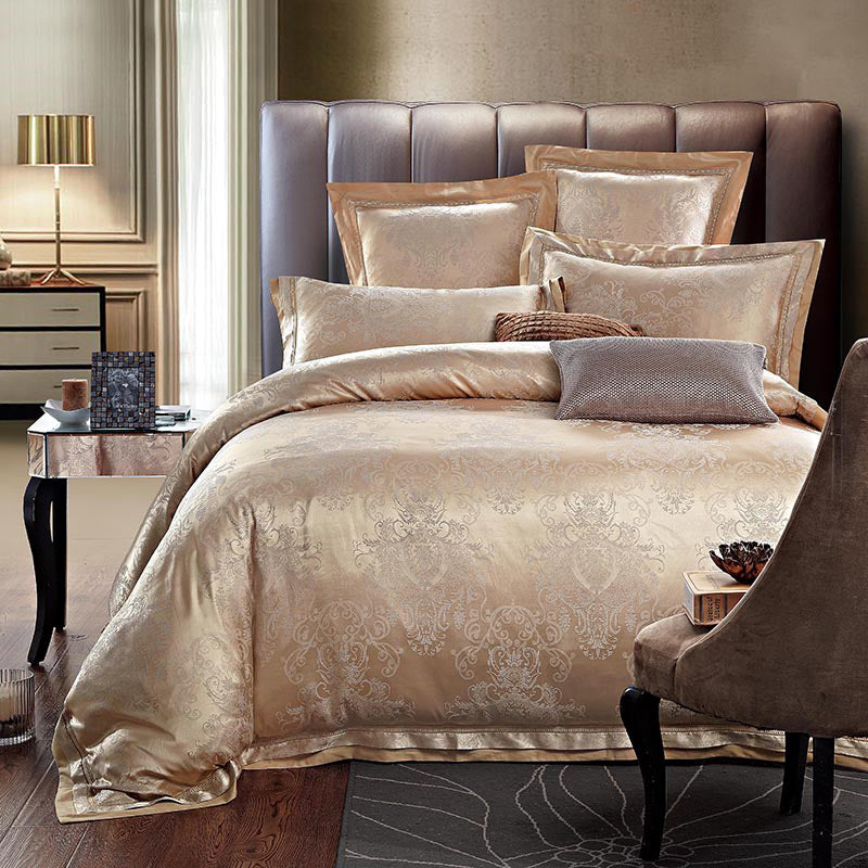 Light Luxury Bedding 4-Piece Set