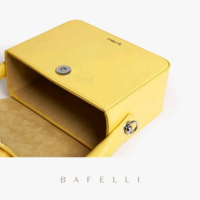BAFELLI Light Leather Box Handbag