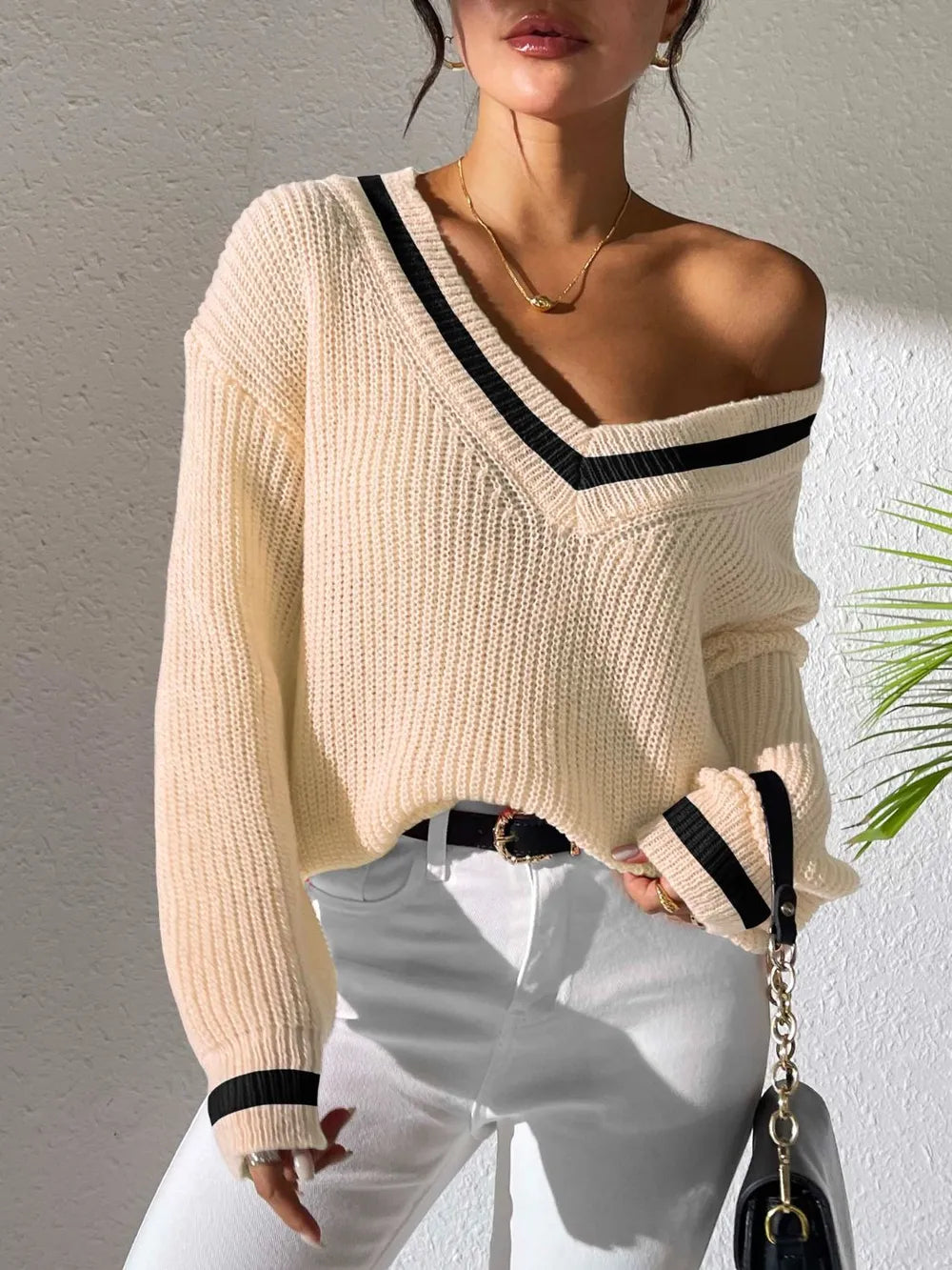 Striped Collar V-neck Sweater