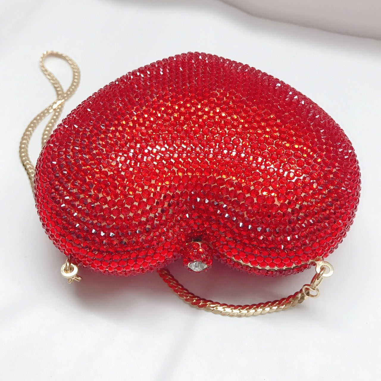 Red Peach Heart-shaped Diamond Clutch