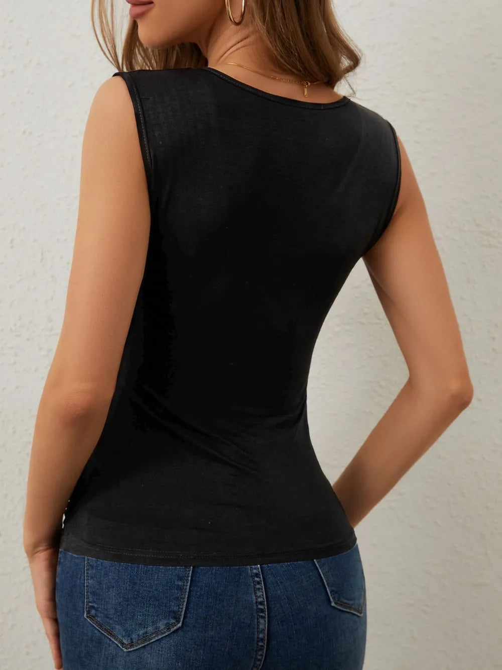Cross Pleated Rhinestone Sleeveless Blouse