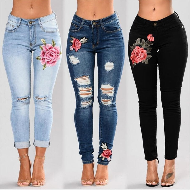 Flower Embroidered Ripped Skinny Jeans