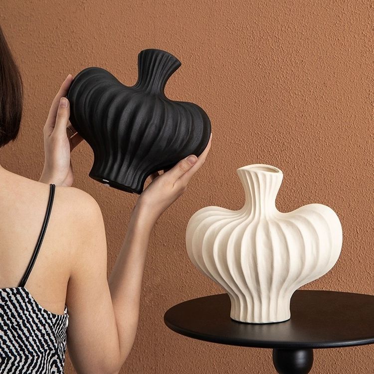 Plastic Art Imitation Ceramic Vase