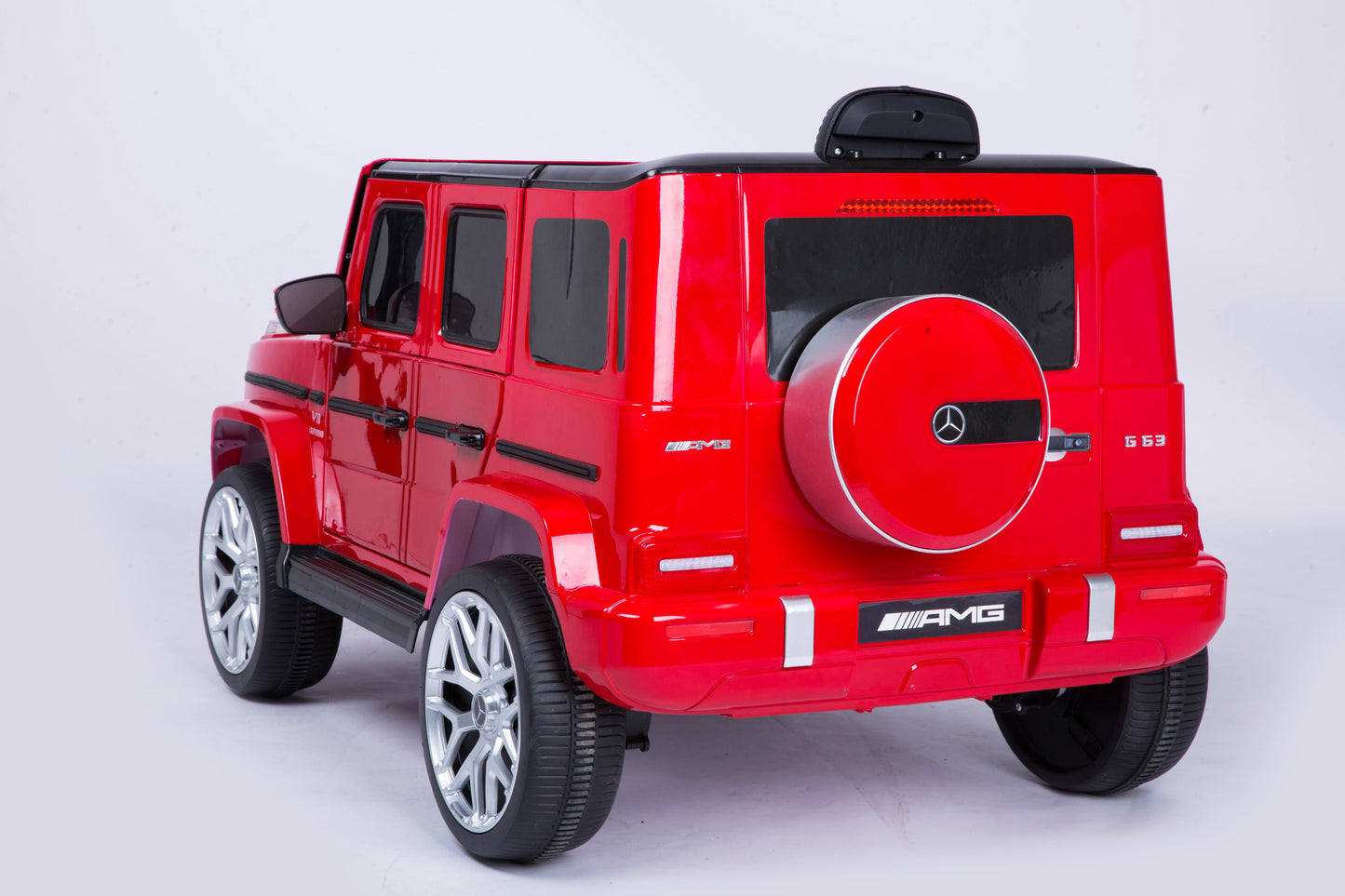 Mercedes Benz AMG G63 - Red