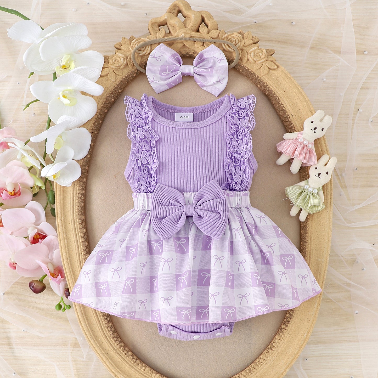 Two-color Lace Sleeve Baby's Gown