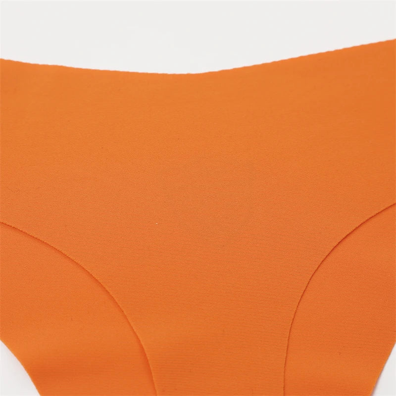FINETOO Ice Silk Seamless V-Waist Sport Thongs - 6PCS