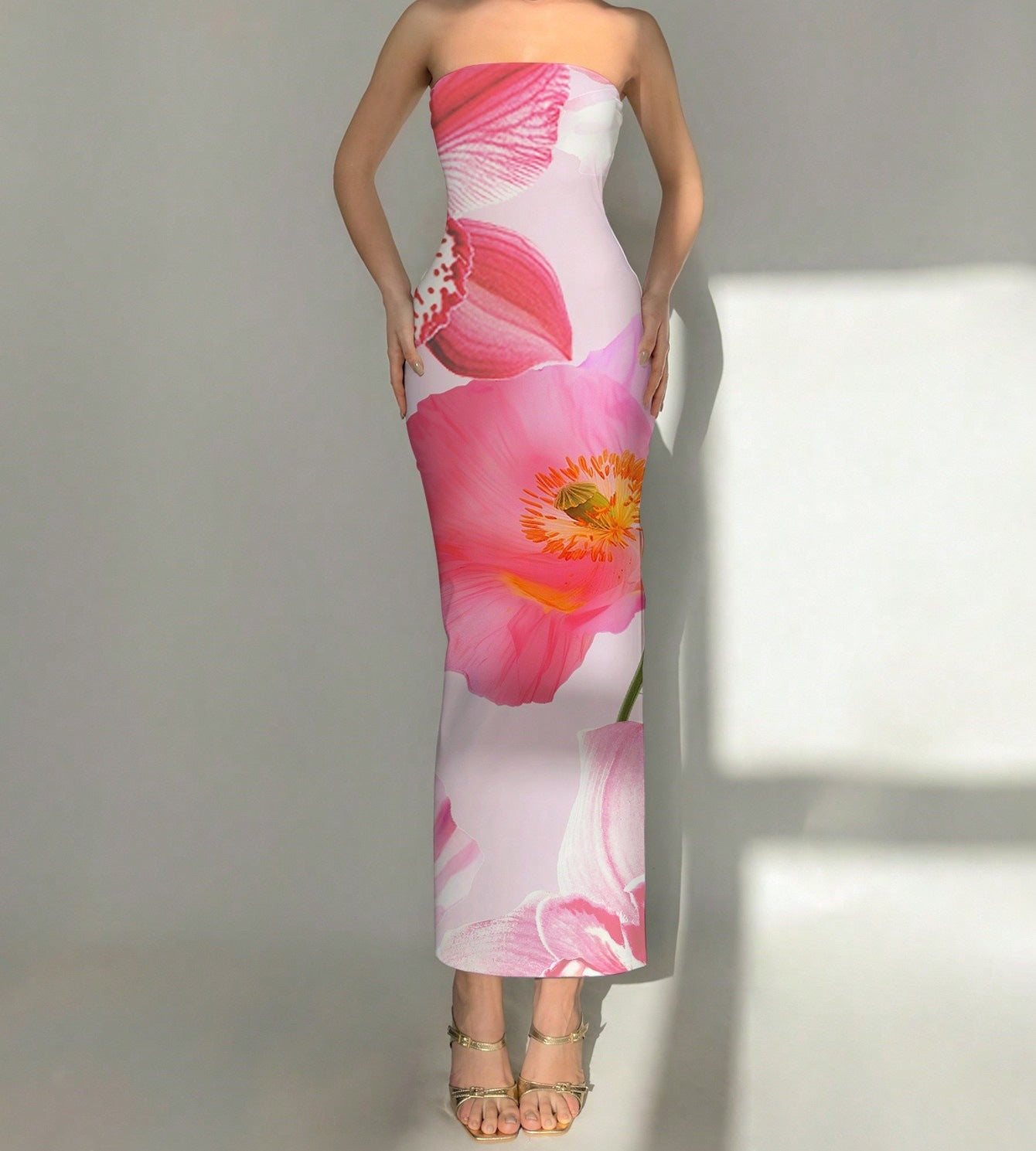 Slim-Fit Contrast Floral Print Dress
