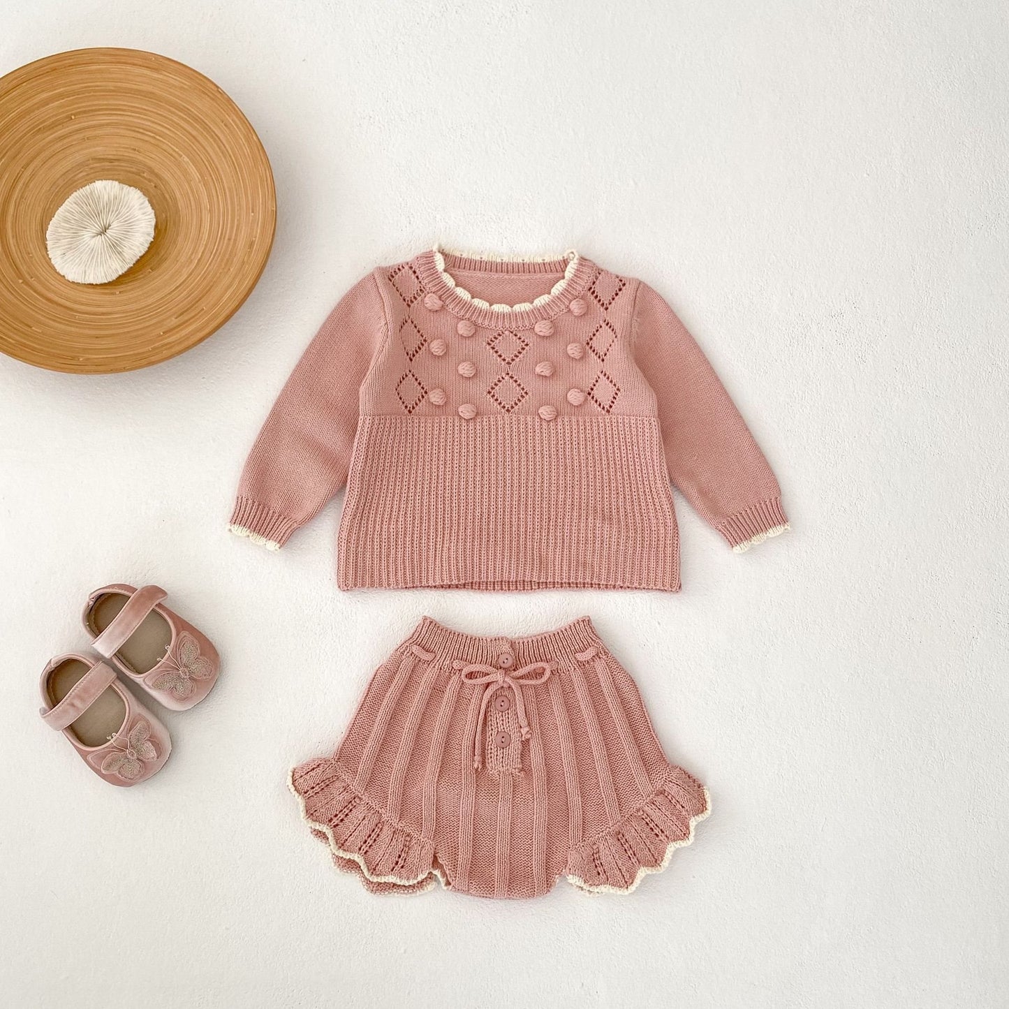 Scalloped Sweater Ball Top Shorts Set