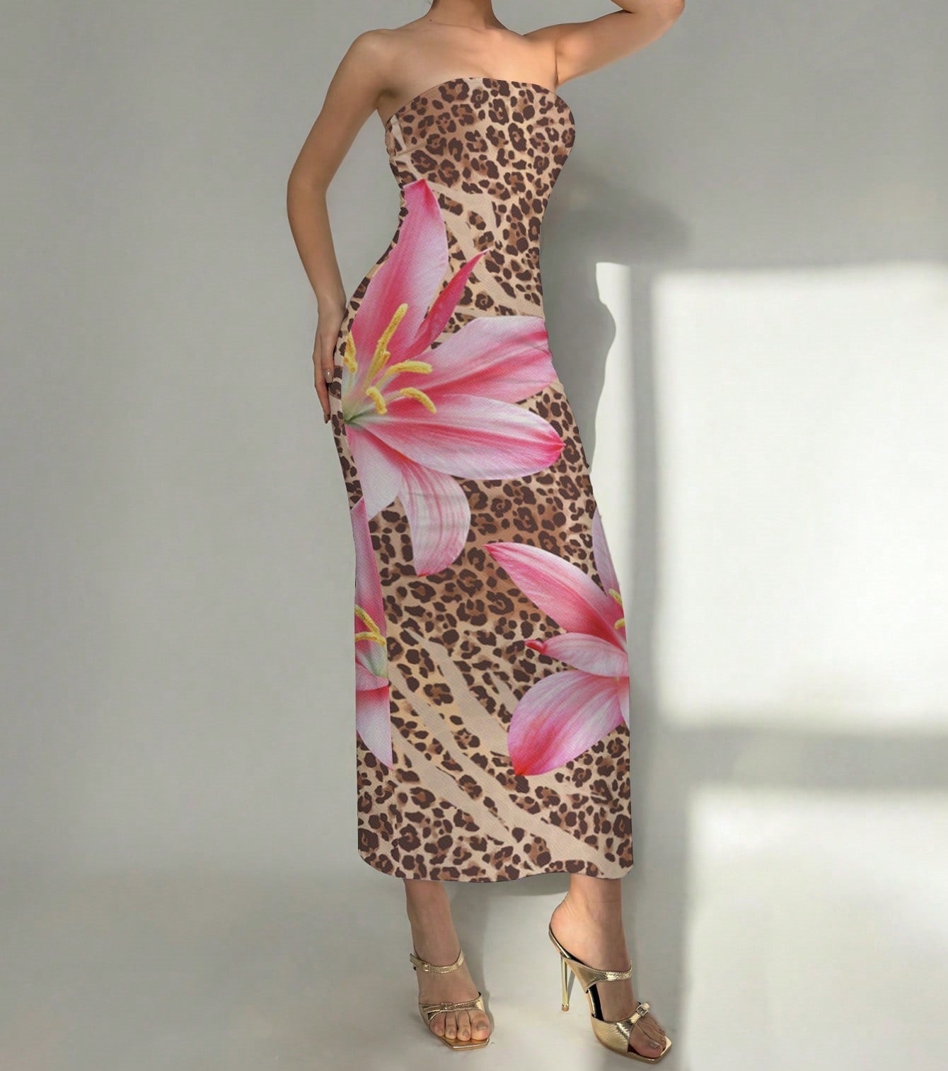 Slim-Fit Contrast Floral Print Dress