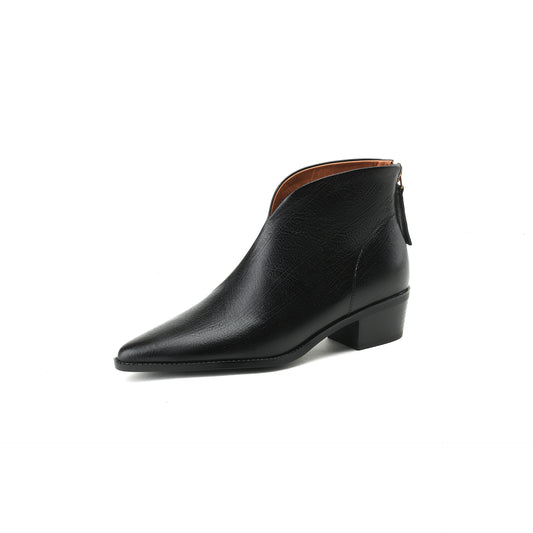 Pointed-Toe Retro Cowhide Ankle Boots